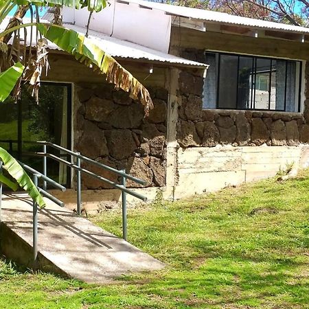Cabana Ideal Familia 6 A 12 Personas! Hanga Roa Buitenkant foto
